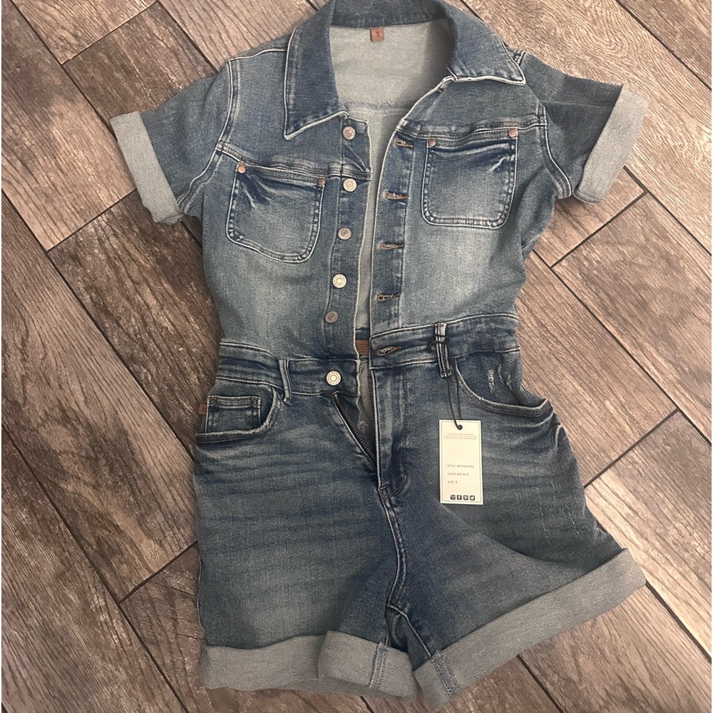 Judy Blue NWT denim shorts romper size small S